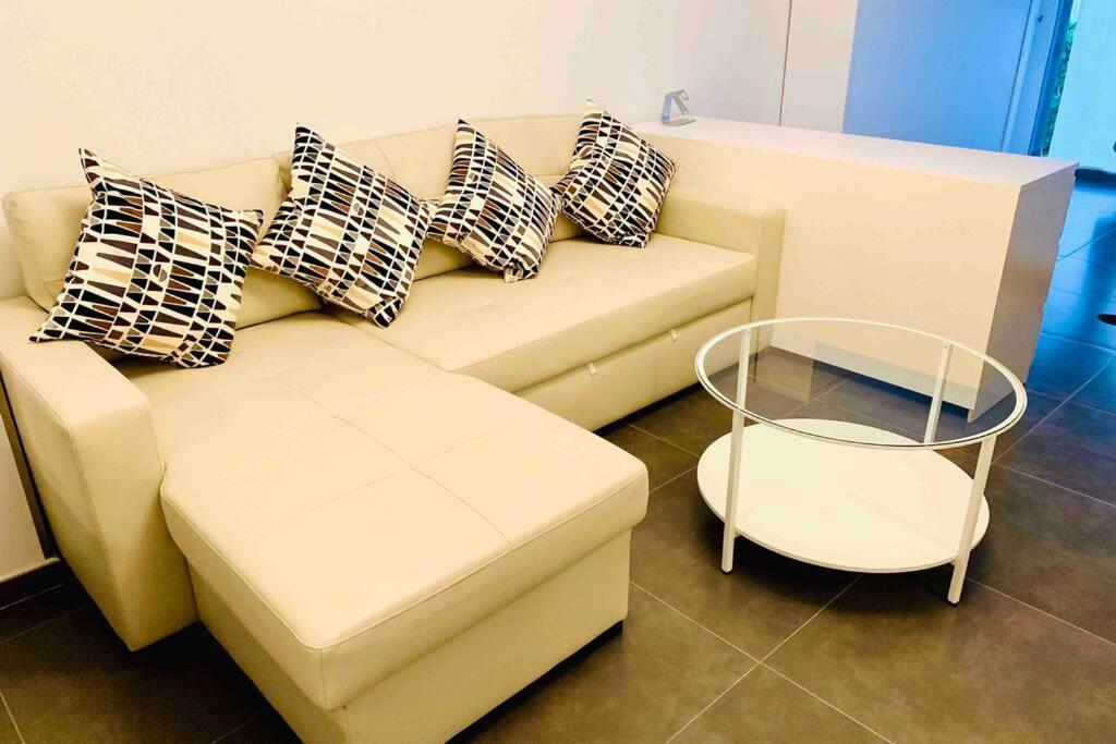Cosy Nest Costa De Sol By Namaste Elite Appartement Torremolinos Buitenkant foto